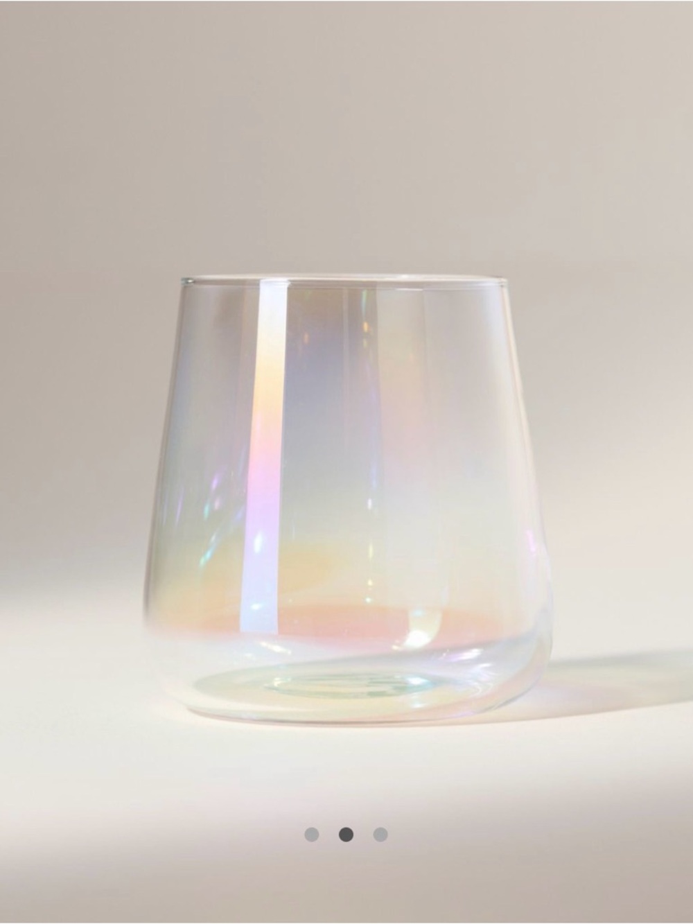NWT 🏷️ Iridescent Stemless Wine Glass - Set of Four